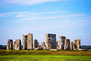 Bath & Stonehenge Small Group Sightseeing Tour With Optional Cream Tea Packages